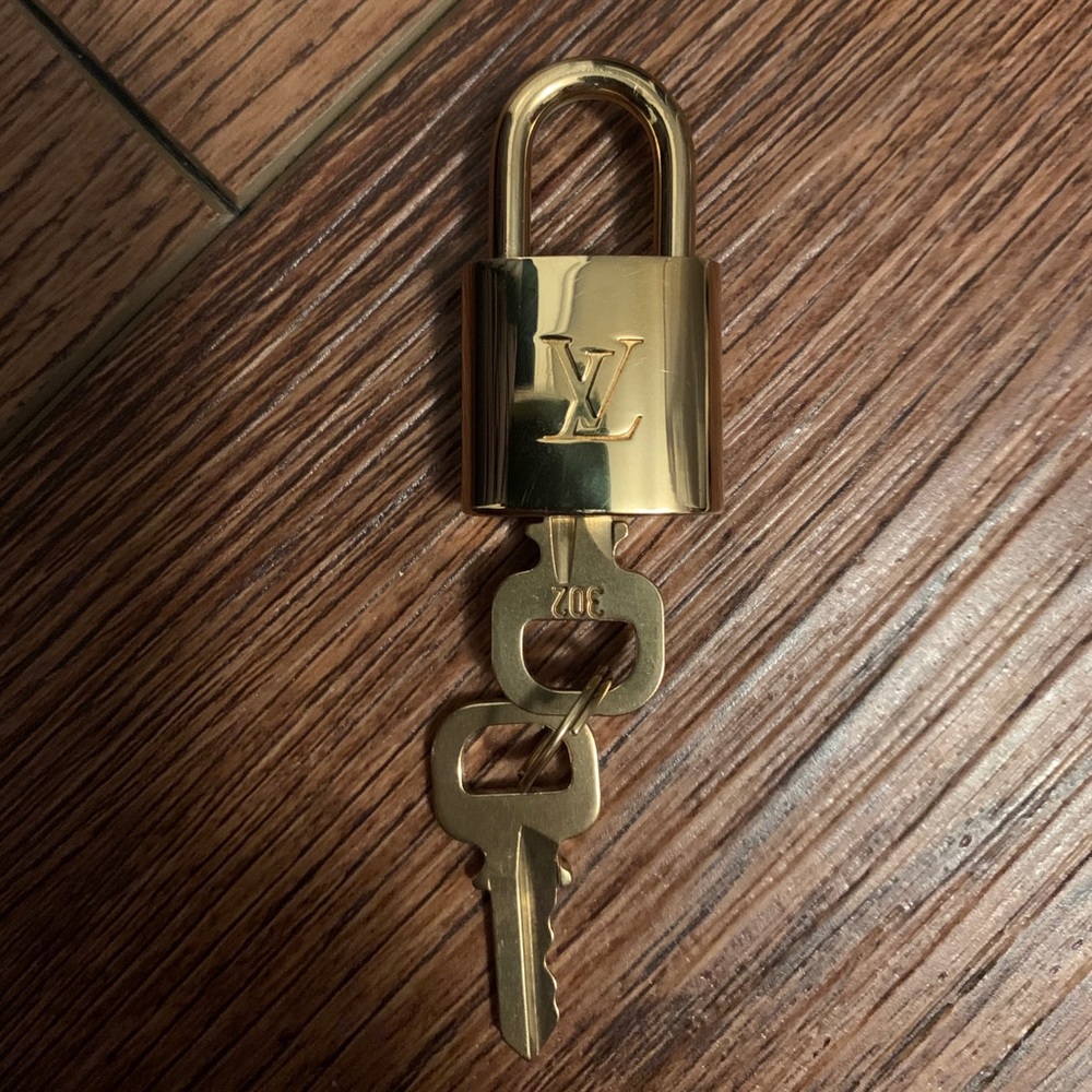 Louis Vuitton Lock